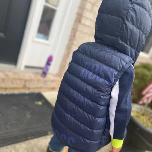 Hugo Boss Toddler Bundle Set size includes coat, reversible vest